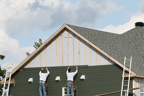 Professional Vinyl Siding technician working in Woodland, NC