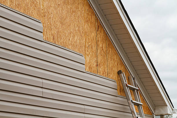 24/7 Emergency Vinyl Siding experts in Woodland, NC